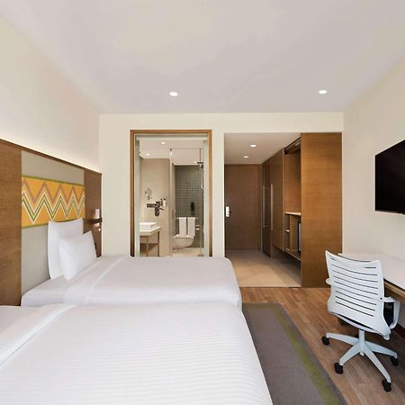 Novotel Guwahati Gs Road Ngoại thất bức ảnh