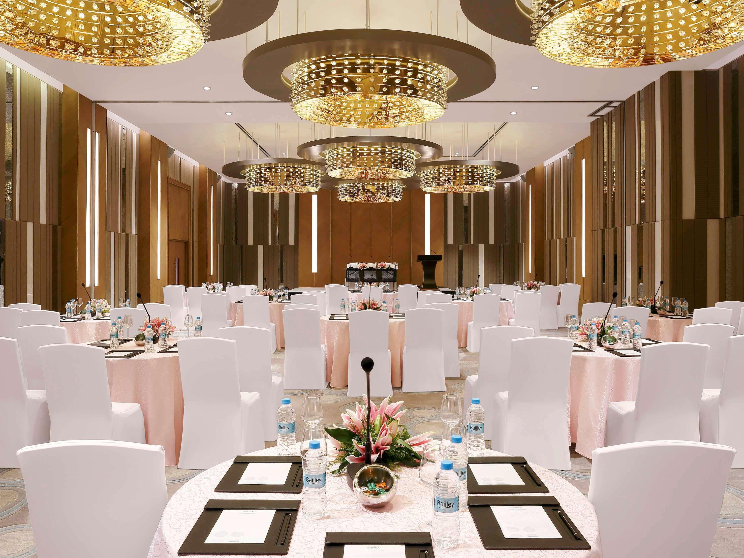 Novotel Guwahati Gs Road Ngoại thất bức ảnh