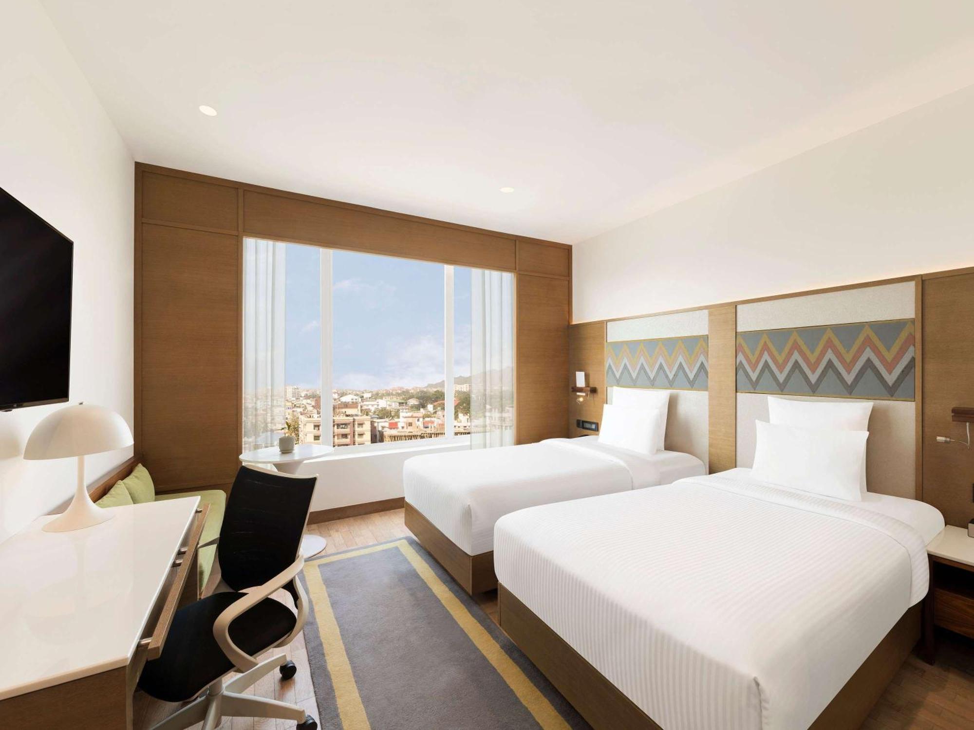 Novotel Guwahati Gs Road Ngoại thất bức ảnh