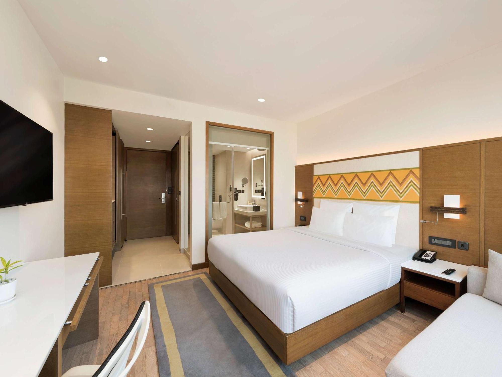 Novotel Guwahati Gs Road Ngoại thất bức ảnh