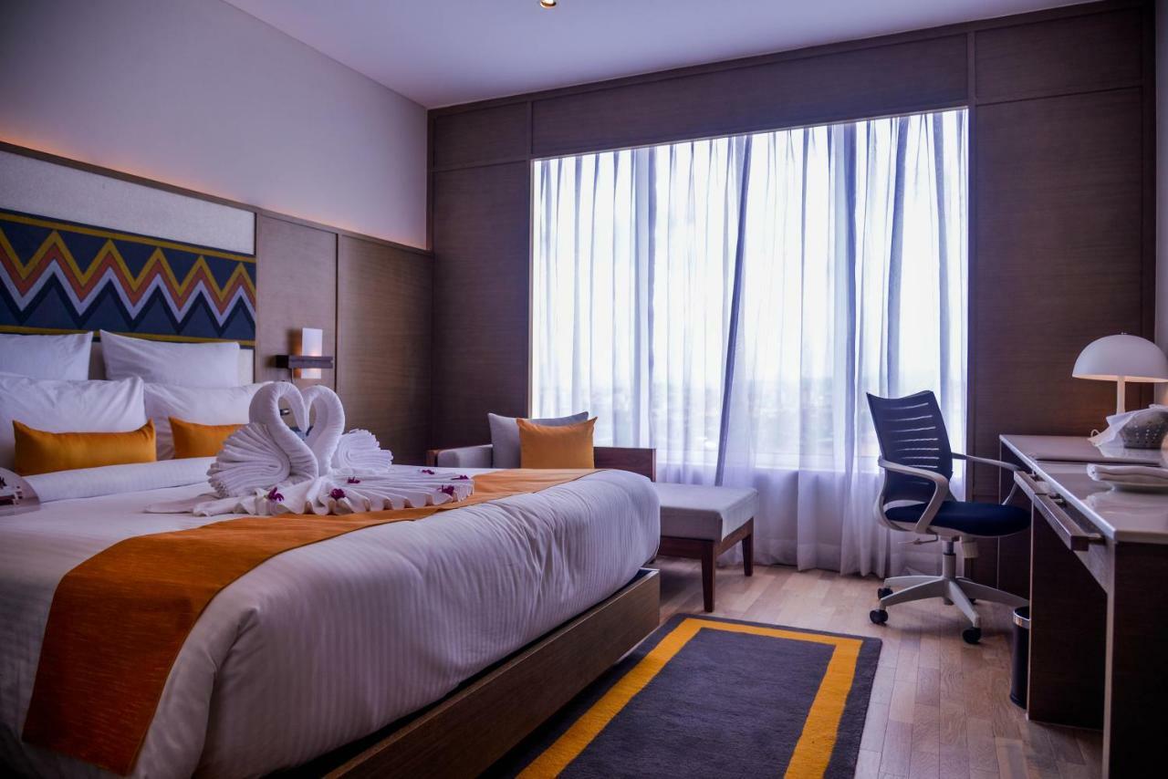 Novotel Guwahati Gs Road Ngoại thất bức ảnh